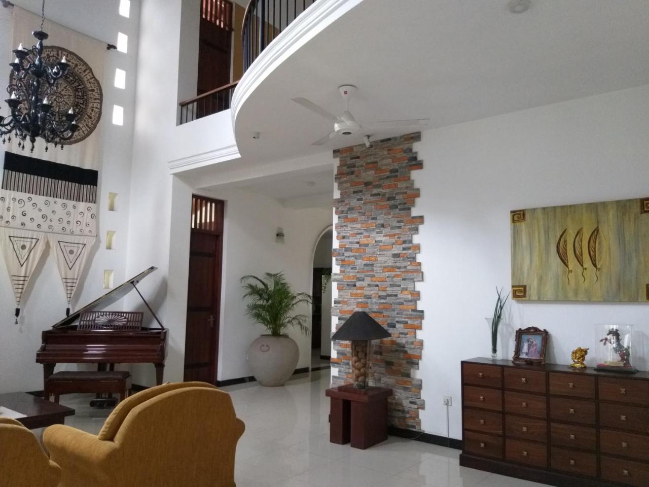 Cosy Nest Home Stay Negombo Exterior foto