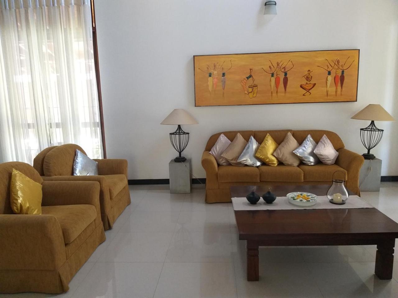Cosy Nest Home Stay Negombo Quarto foto